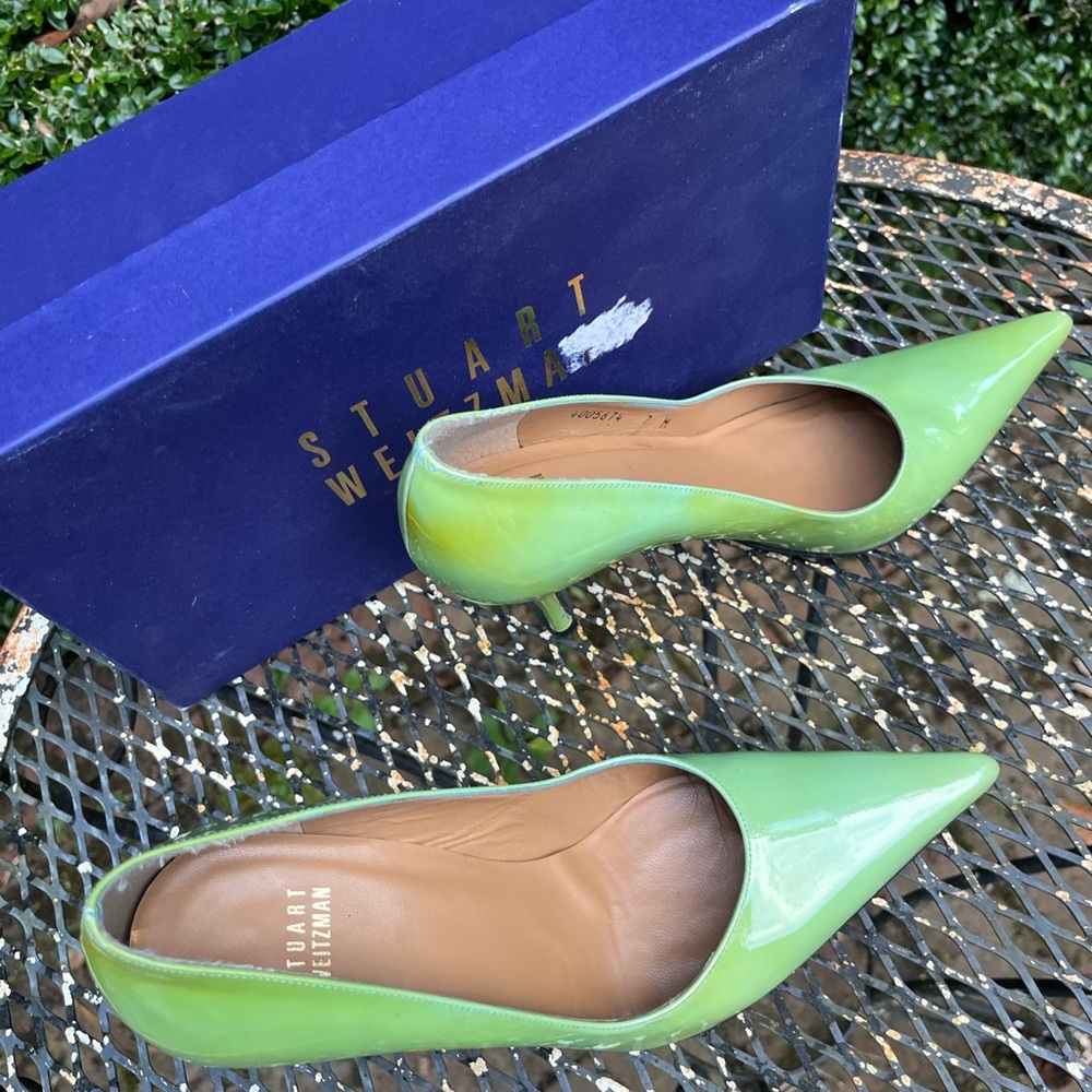Stuart Weitzman Lime Green Heels - Picture 4 of 9